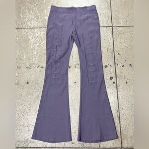 💚 3271. Flared Stretchy Distressed Pants